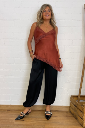 PANTALON BOMBACHO DORA NEGRO