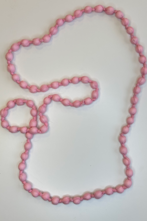 COLLAR BOLAS DE SEDA ROSA BEBÉ