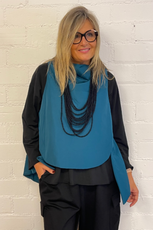 CHALECO NEO AZUL PETRÓLEO