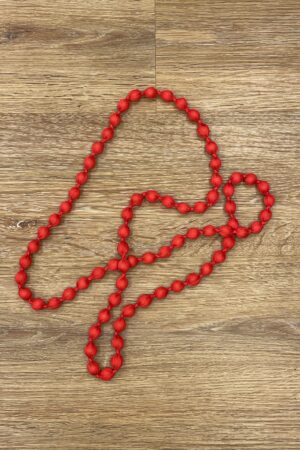 COLLAR BOLAS DE SEDA ROJO