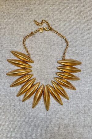 COLLAR NEFTIS
