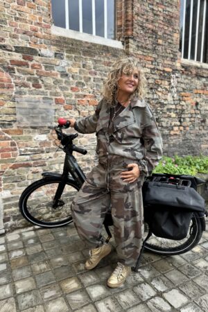 CHAQUETA BOMBER CAMUFLAJE GLOBE